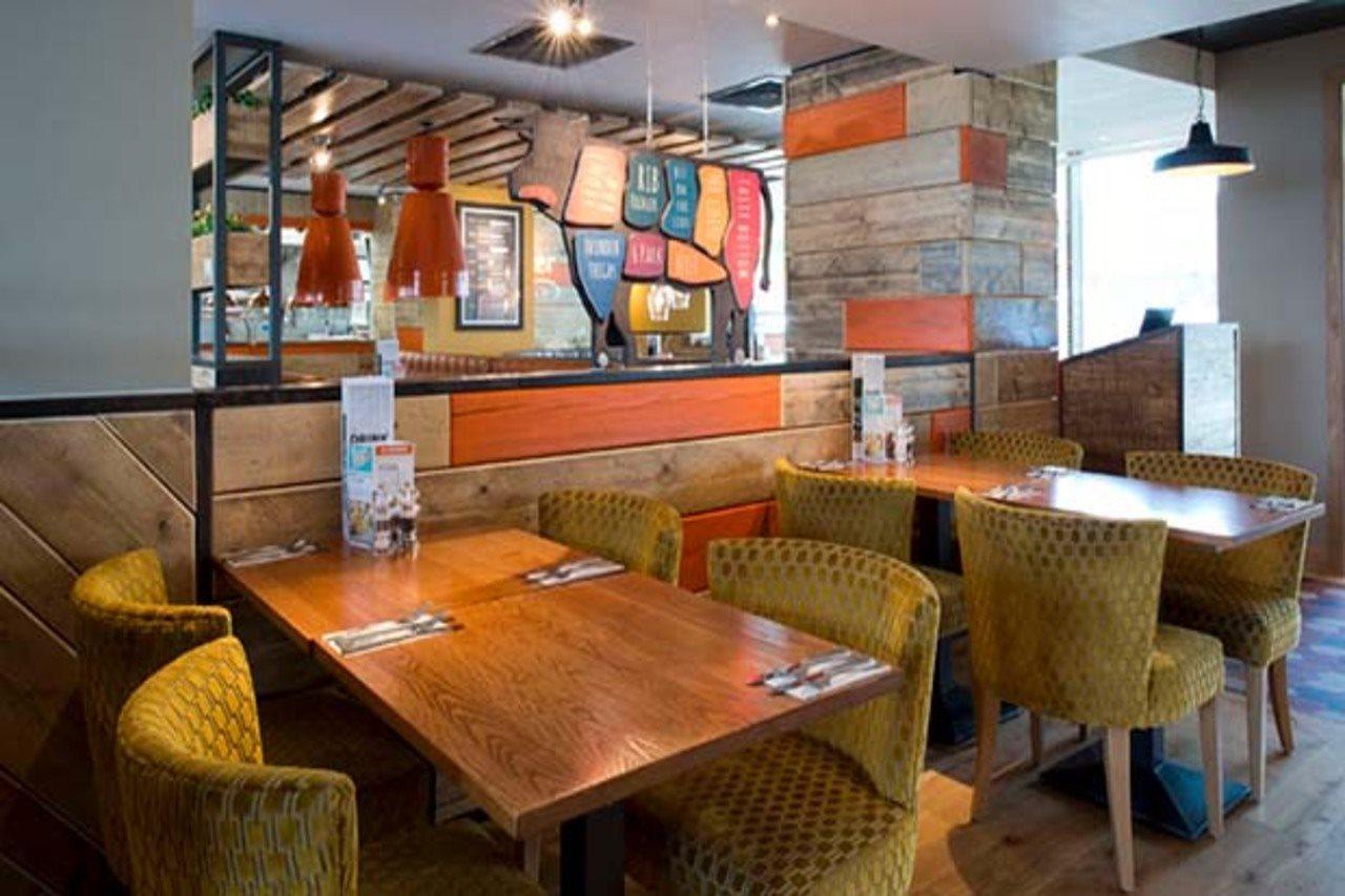 Premier Inn London Woolwich Екстериор снимка